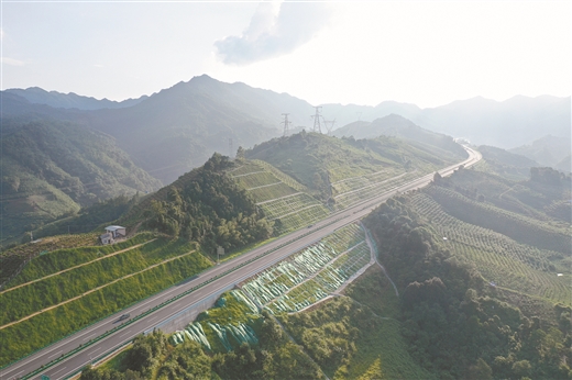 桂林荔浦通高速了!从南宁自驾去阳朔不到5小时