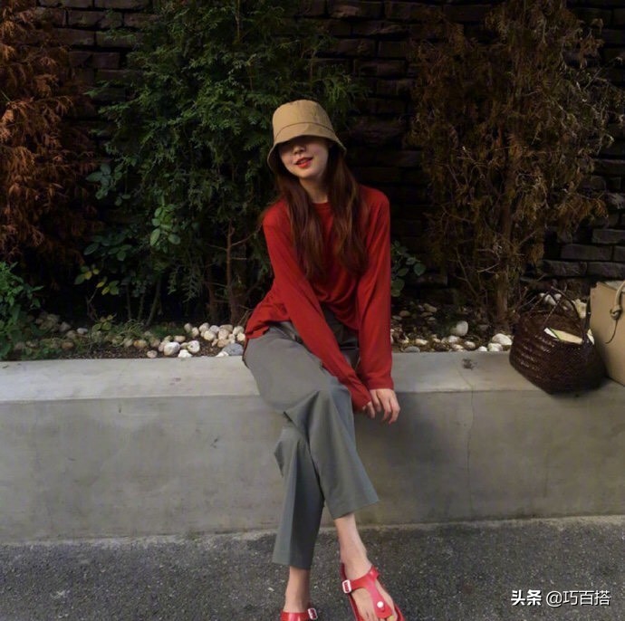 穿搭初秋这样穿不输韩国小姐姐,韩系穿搭秋季高级格子内搭