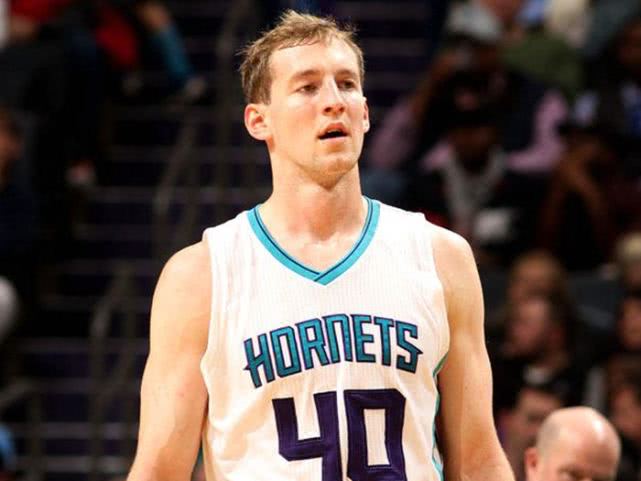 mvp榜字母哥詹姆斯,2019年字母哥拿到第一座mvp