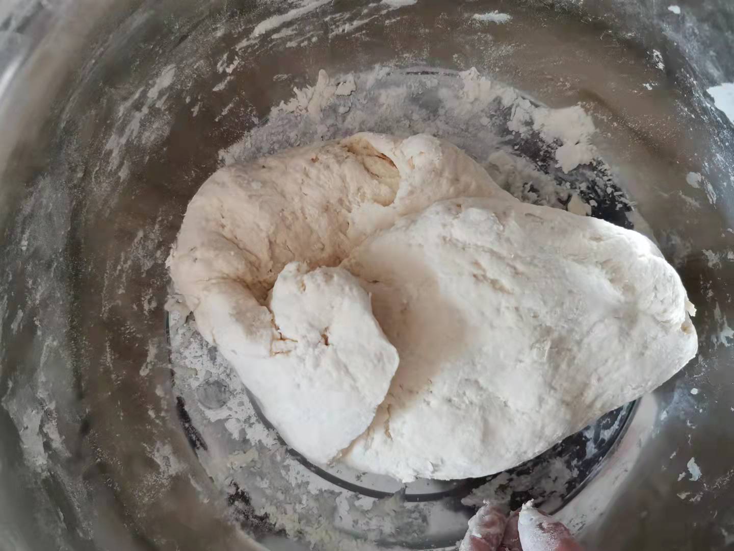 怎样蒸老面馒头才好吃,正宗老面馒头怎么做才松软蓬松