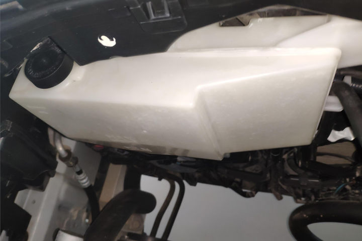 英菲尼迪fx35最容易哪里进水,英菲尼迪fx35天窗漏水底板全是水