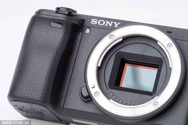 索尼A6400评测体验：自动对焦表现惊人，但也有不少缺点！