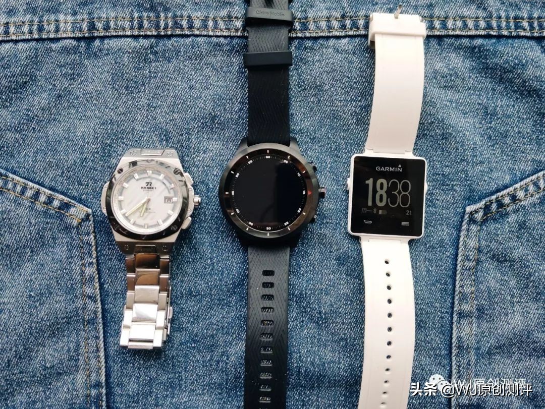 能打电话的手表颜值高,很耐摔的智能手表