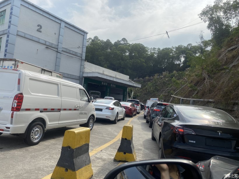 没在深圳了粤b牌怎么换车,异地私家车换牌流程和手续