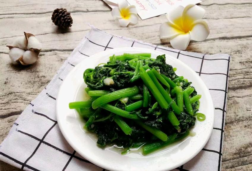 谷雨前,遇见这“瓜苗”多买点,5块钱买一大捆,爽口又下饭