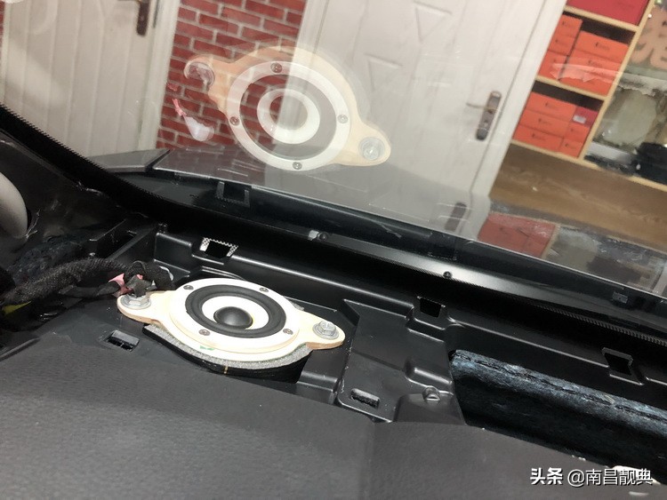 必伟汽车音响喇叭好不好,试听下南昌靓典改装后的丰田亚洲龙