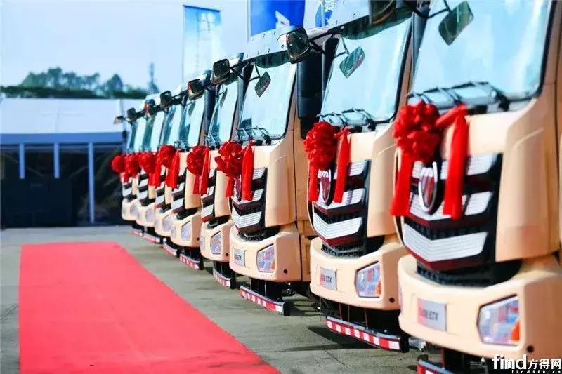49吨牵引车满载百公里油耗,欧曼超级卡车有哪些安全配置