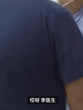 多男子手持长刀长棍打人后续,男子持刀被铁棍打