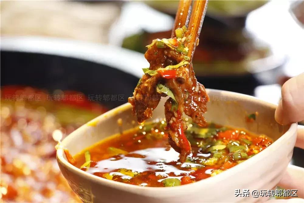 郫都区地道老火锅,吃完四川火锅感受