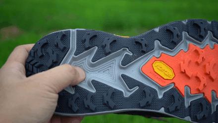 飞速羚羊4跑鞋祥云版,飞速羚羊4代跑鞋适合公路跑吗