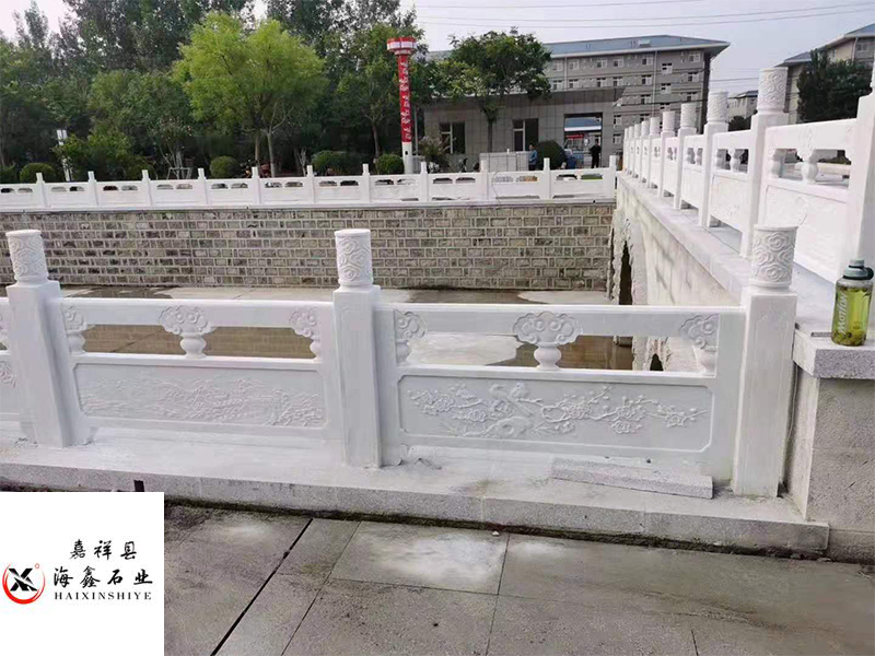 汉白玉栏杆的造价,汉白玉栏杆的尺寸规格