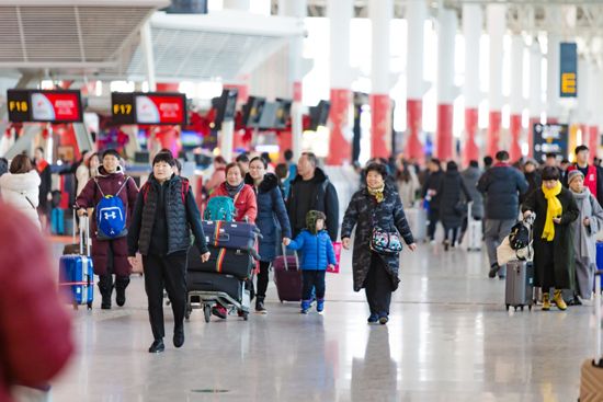 澳门机场自拍杆禁带,澳门国际机场禁止携带自拍杆