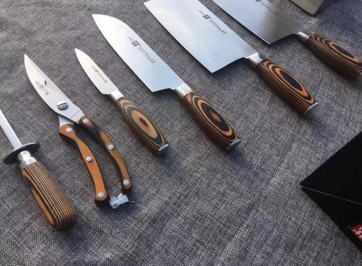 刀具是张小泉的好还是十八子的好,张小泉官方旗舰店和张小泉厨具店