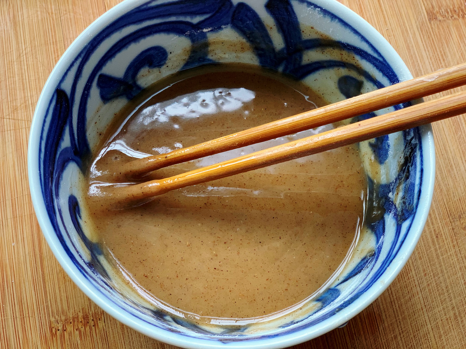 葱花千层盘丝饼,葱油千层饼加鸡蛋