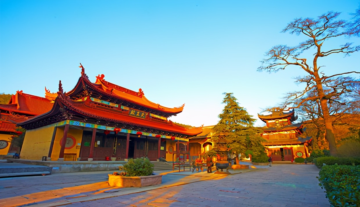 宁波有藏传佛教寺庙吗,宁波的佛教圣地是什么寺