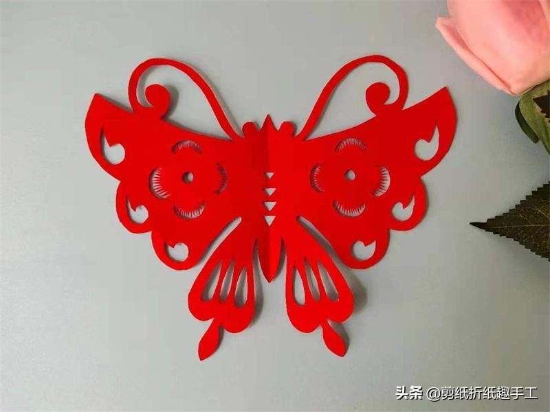 幼儿园手工剪纸蝴蝶图案大全,好看的蝴蝶轴对称图形剪纸