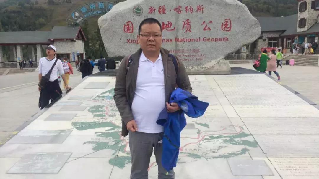 外贸群英汇｜一个男人的*袜丝**生涯