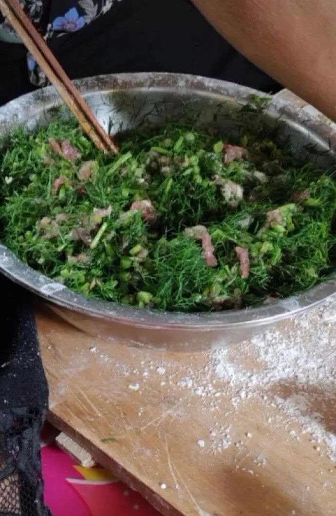 飞机杯被奶奶用来当袜子，这也太惨了吧