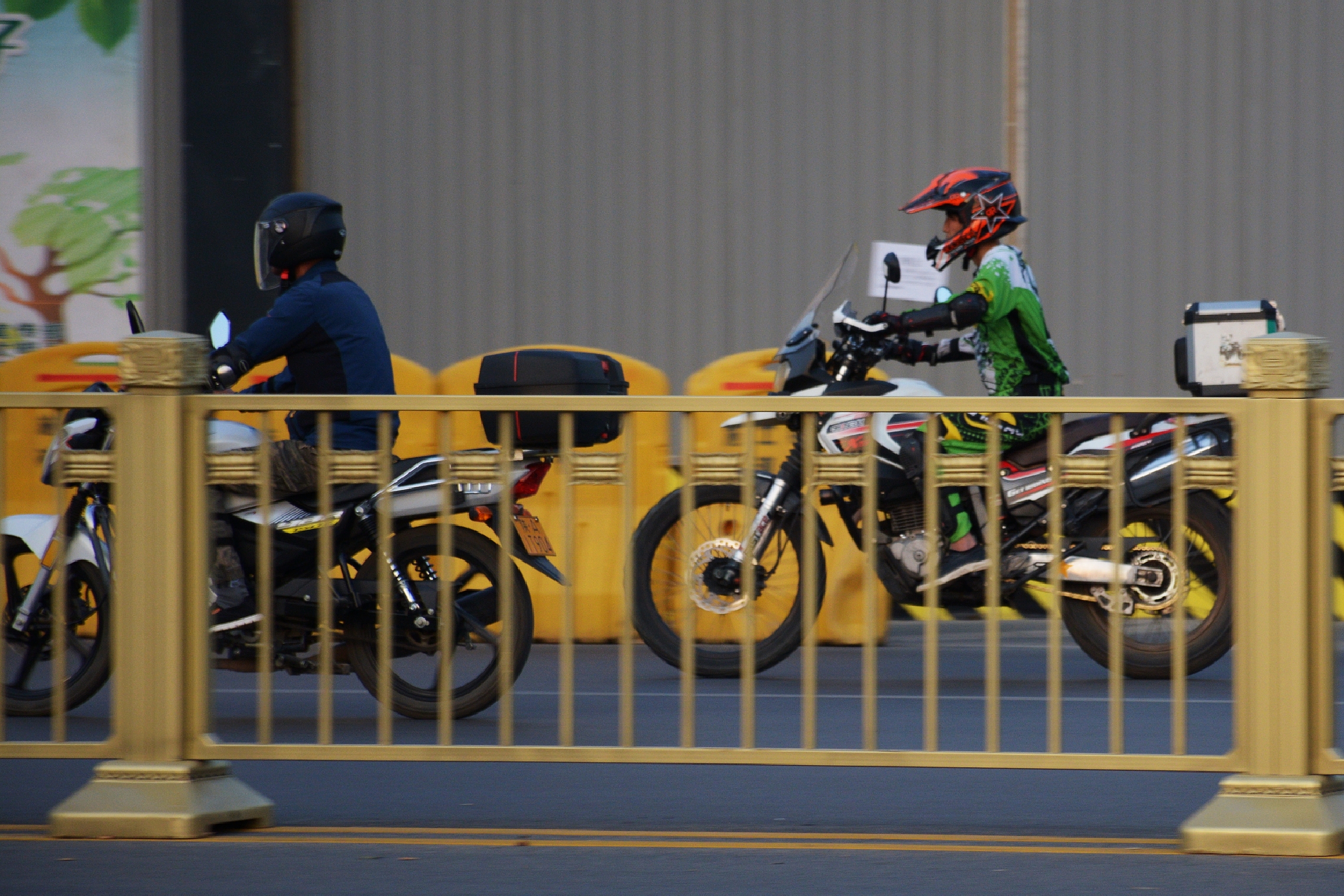 摩旅穷游到底选什么摩托车好,摩旅自驾游选什么摩托车