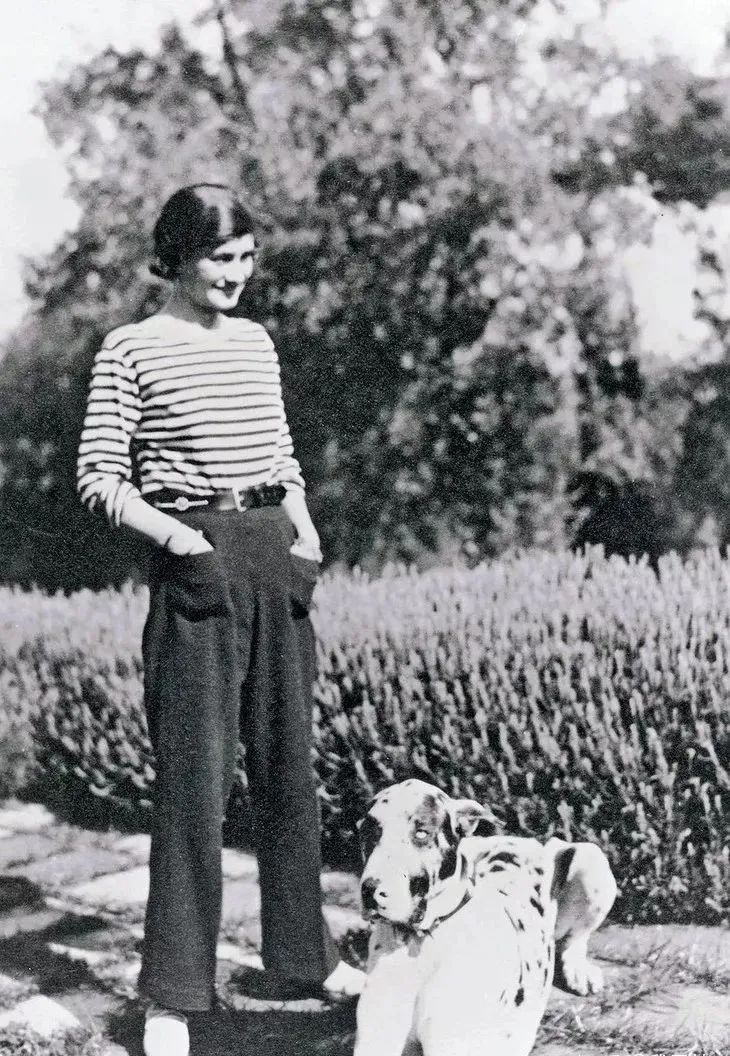 jk女团杨超越,jk杨超越同款