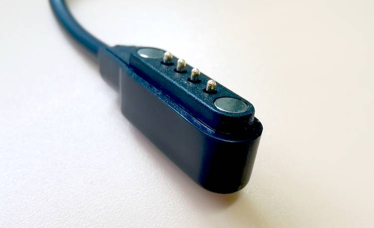 轻盈如风歌声如酒,海量无损绕梁不绝