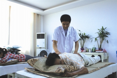 为什么做中医理疗师,学中医推拿入行第三年的心酸