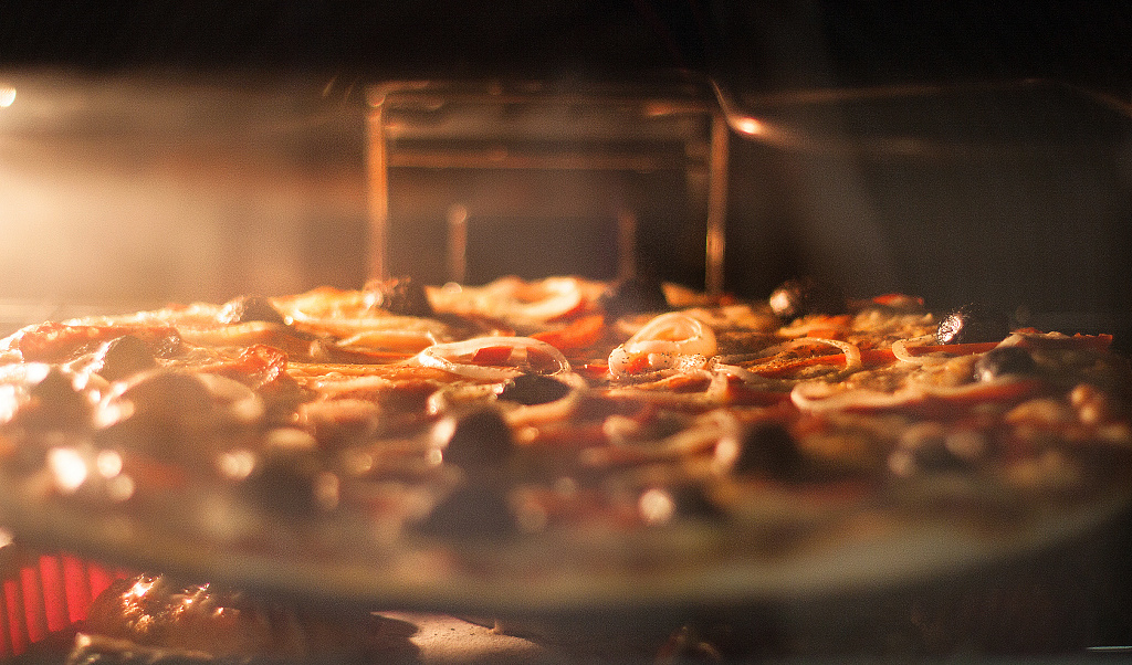 从那不勒斯到世界，一张“打卤馕”的发家史