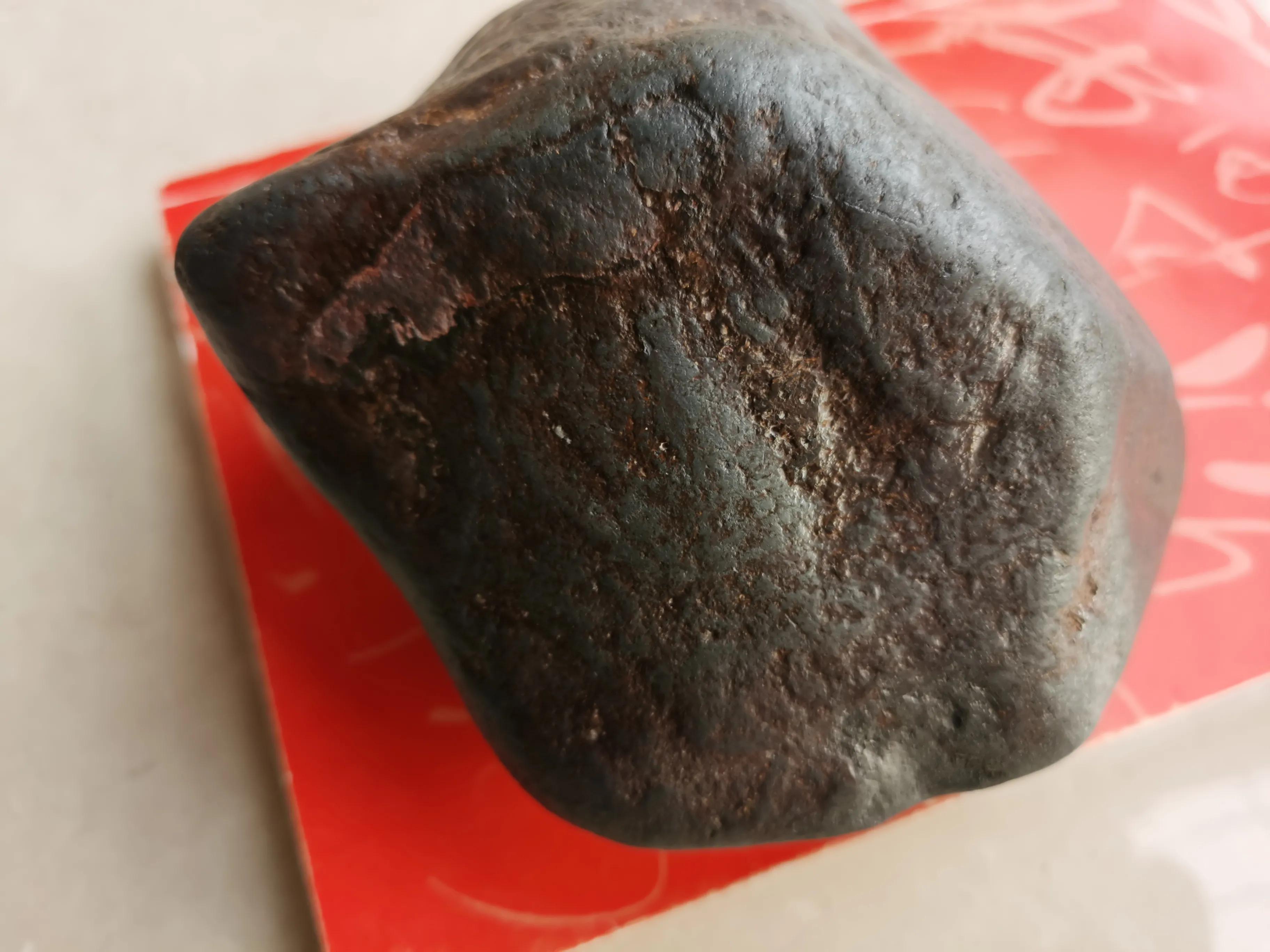 收藏陨石的特点和种类,陨石的收藏与研究