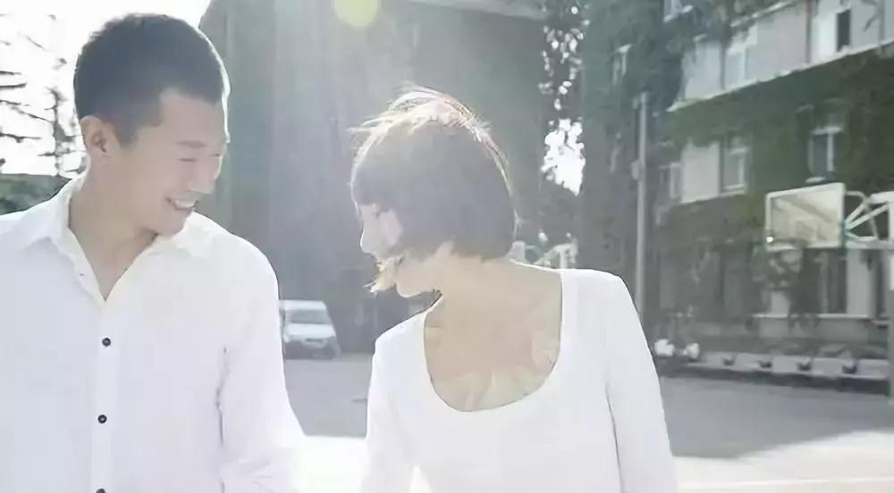 42岁袁泉抖音,袁泉上热门