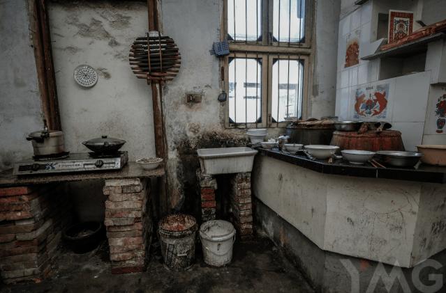 泪目！余杭女孩没去过公园，没吃过KFC！直到4年前，这群人出现…