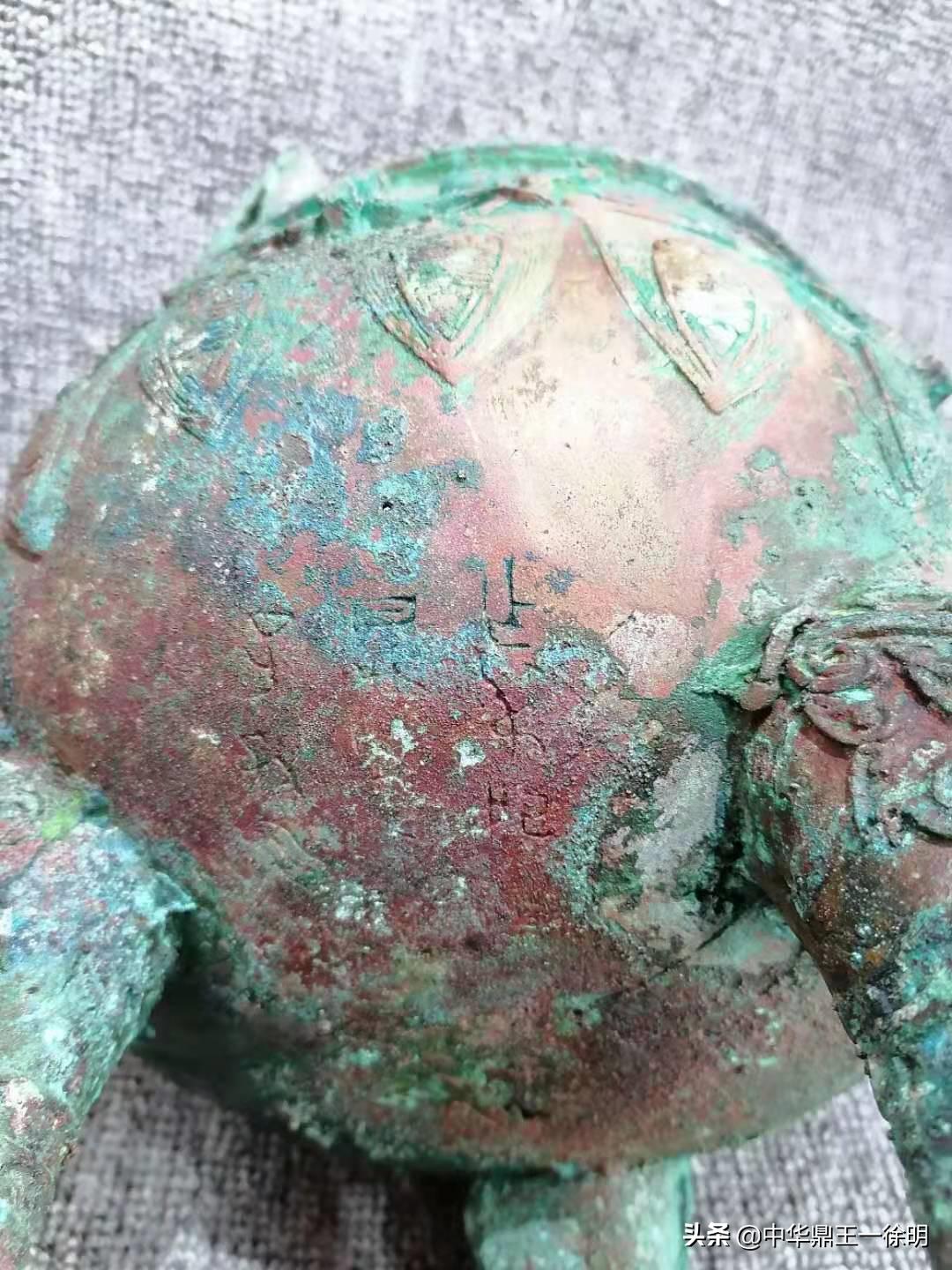 商代凤鸟,商代凤鸟佩风格