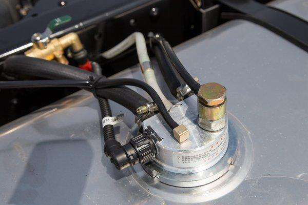 太冷了！货车柴油被冻住，烤油箱会爆炸，我该怎么办？