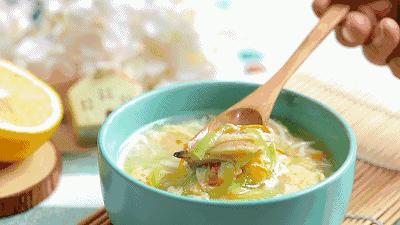 全职妈妈带孩子8年了还很烦,全职带娃7年考上研究生