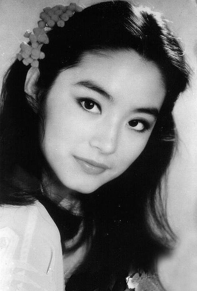 看了这篇,买美瞳不踩雷,变身电眼!