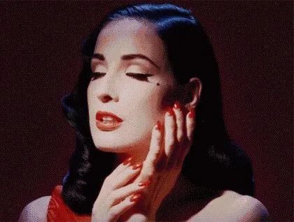 世上最香艳夫妇，也是*物尤**与魔鬼的组合，他们擦出的爱情会持久吗