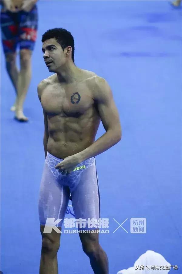 游泳选手穿了透明*袜丝**?这是一条认真的科普贴!