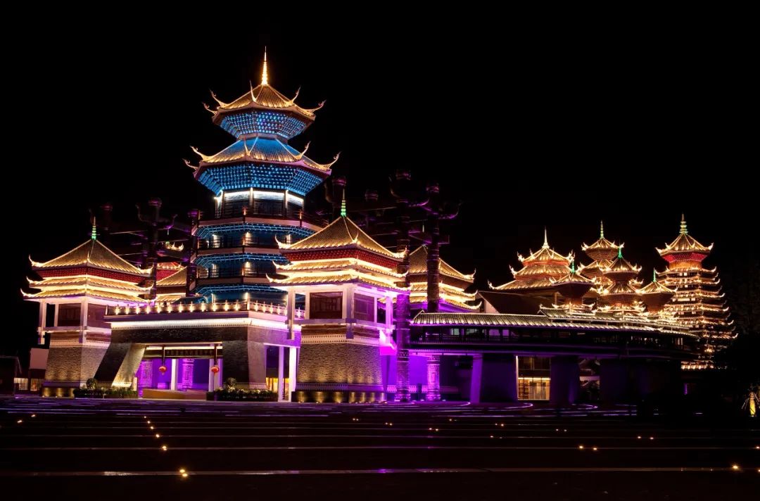 左右先生店,左右先生视频