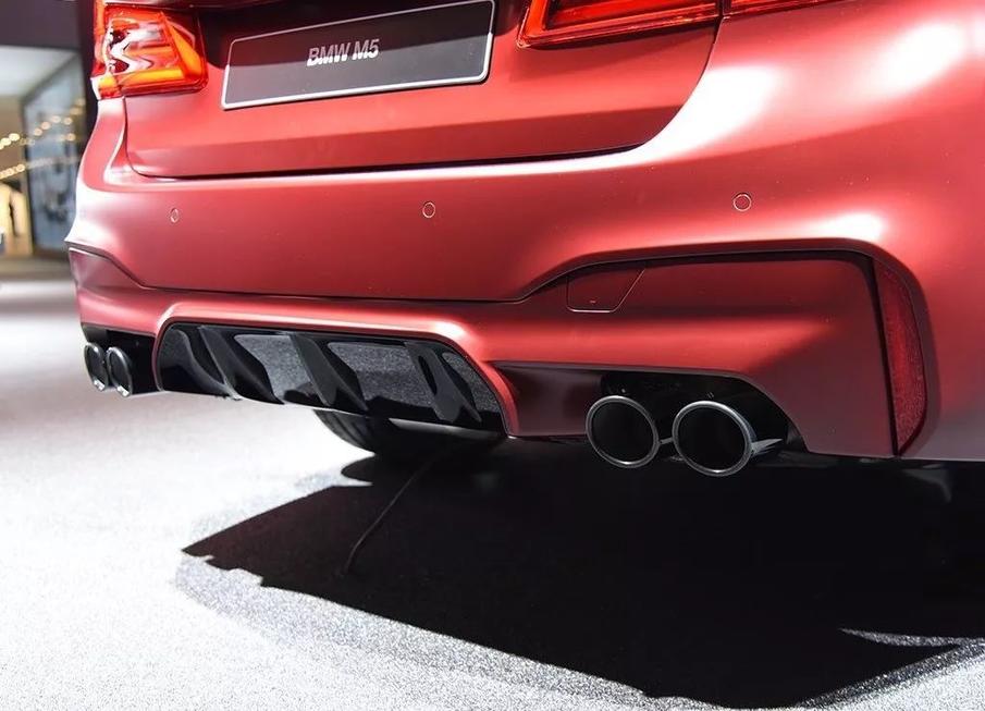 宝马1系125i曜夜版隐藏功能,新款宝马三系可以刷哪些隐藏功能