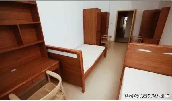 全国高校宿舍奢华排行,各个学校宿舍大比拼