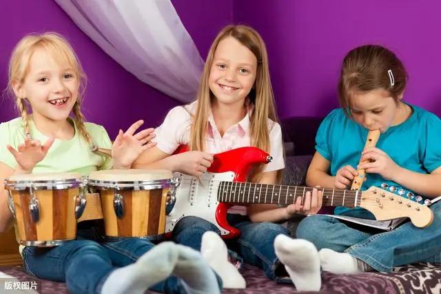 每个孩子一生都要学习一门乐器,每个家长都希望孩子学会一种乐器
