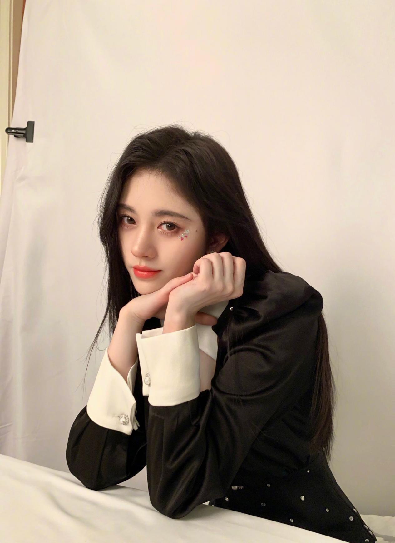 真正的美人在骨不在皮,脸上都有这5点,老了也是一枝花