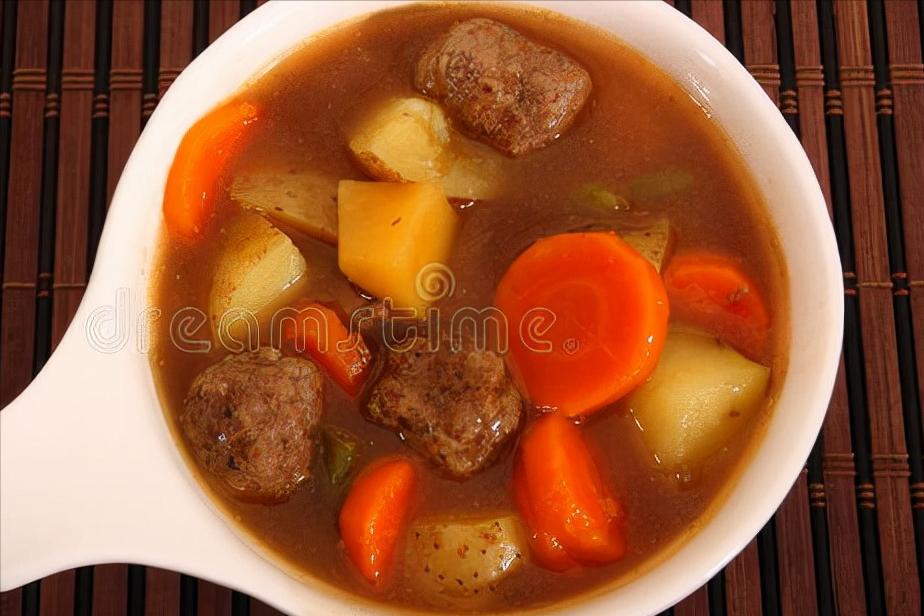 红烧牛肉教你一招让牛肉软烂糯香,高压锅炖牛肉多长时间牛肉软烂呢