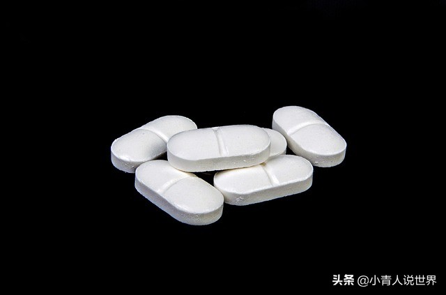 美国哪些东西是英国没有的，英国的哪些事物是美国不存在的？