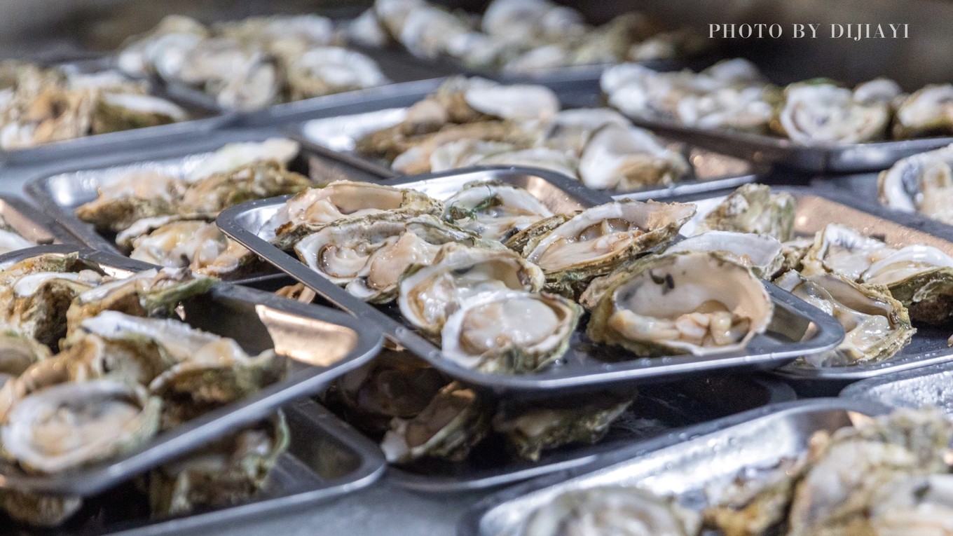 成都人气最旺的网红美食了解一下,成都万年场美食网红店