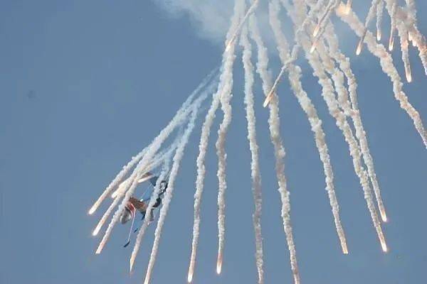 最安全的飞机空军一号,号称永不坠落的飞机