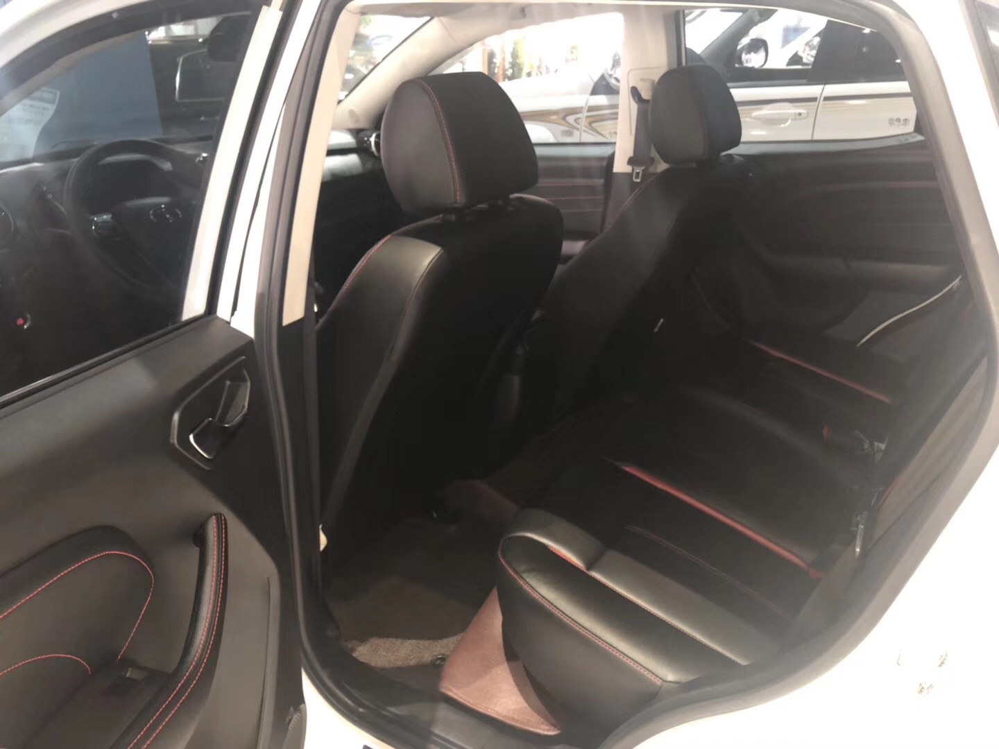 17年东南DX3二手车，6万入手怎么样？