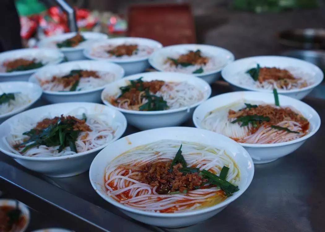 去云南哪里泡温泉最好,云南必去十大景区推荐