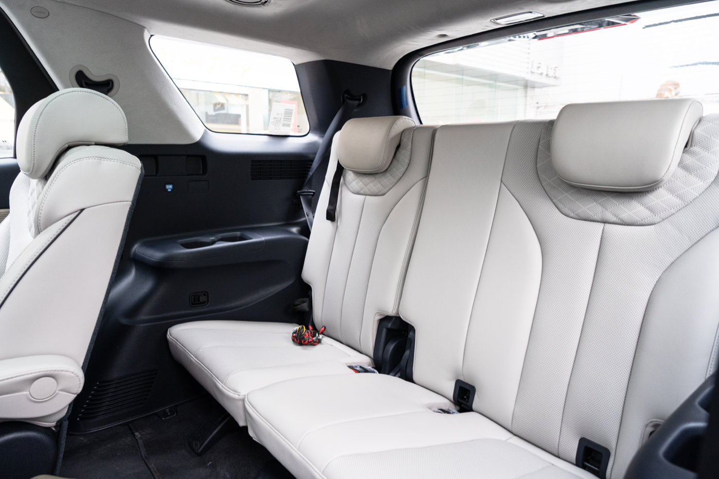 现代帕里斯帝黑武士试驾,2022现代豪车帕里斯帝试驾视频