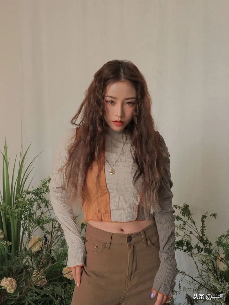 韩剧女主的穿搭连衣裙,韩剧女主穿条纹衬衫