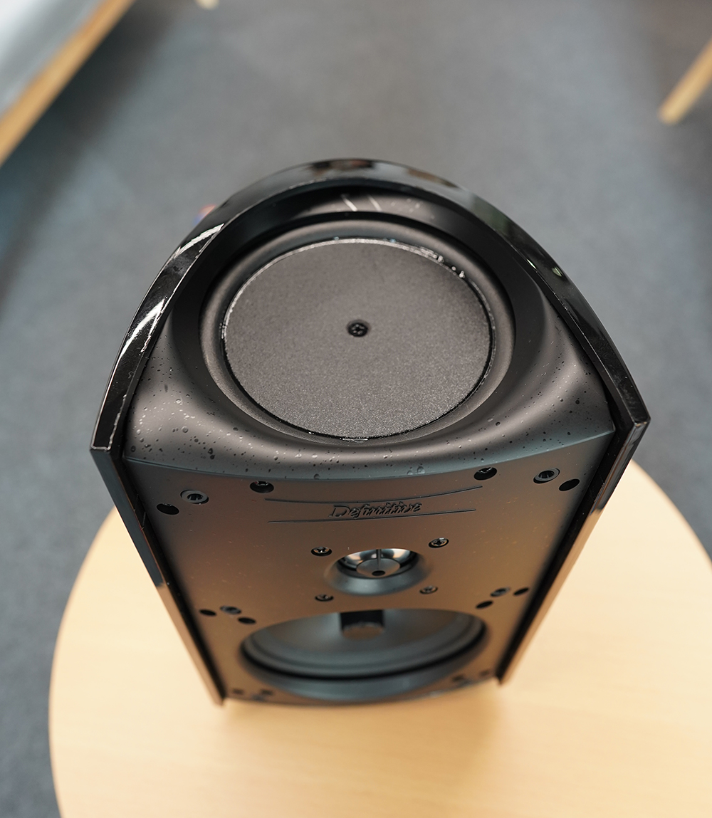 巨婴的电影叫什么名字,巨婴电影叫什么名字